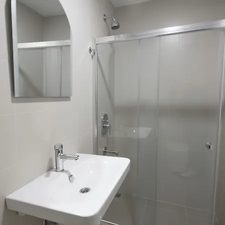 Halit Varguen 3.floor Estambul